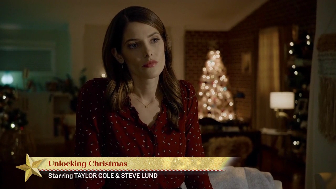 Ashley-Greene-dot-nl_ALittleChristmasCharm3988.jpg Ashley-Greene-dot-nl_ALittleChristmasCharm3988.jpg