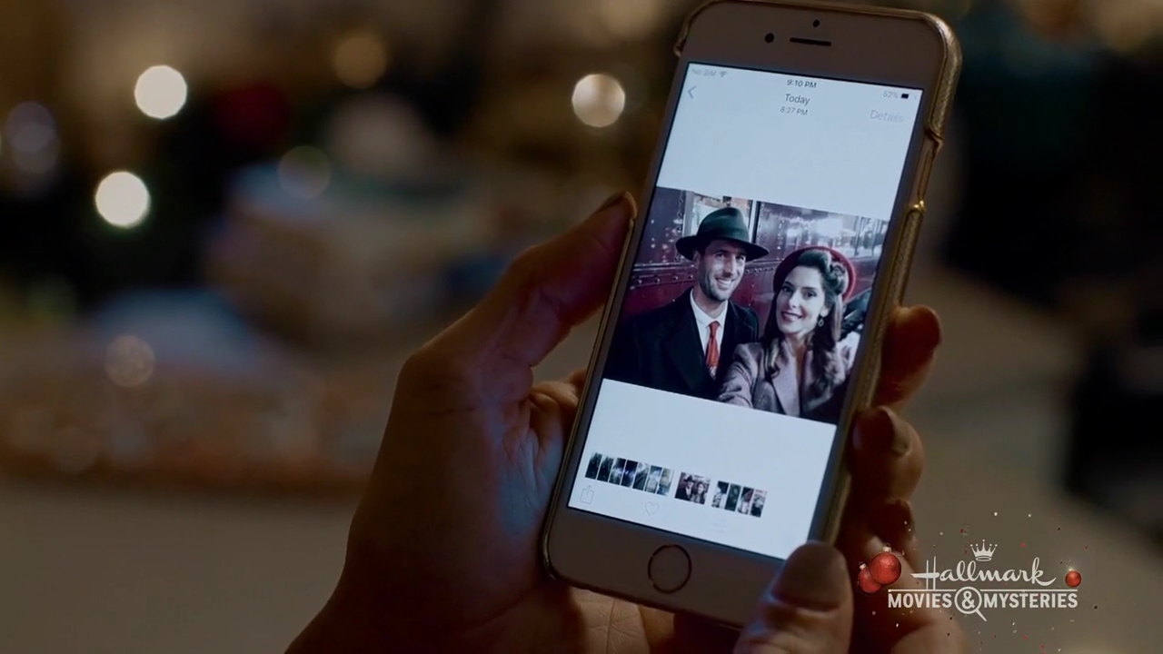 Ashley-Greene-dot-nl_ALittleChristmasCharm4001.jpg Ashley-Greene-dot-nl_ALittleChristmasCharm4001.jpg