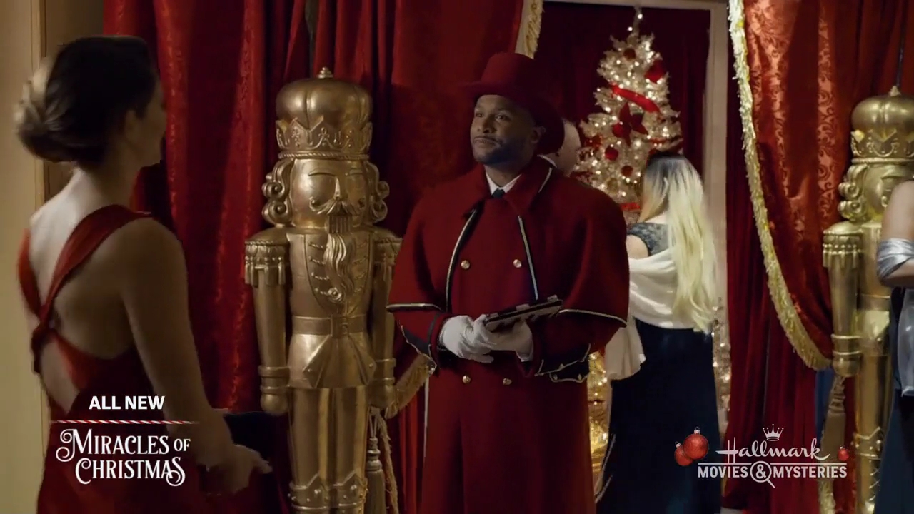 Ashley-Greene-dot-nl_ALittleChristmasCharm4424.jpg Ashley-Greene-dot-nl_ALittleChristmasCharm4424.jpg