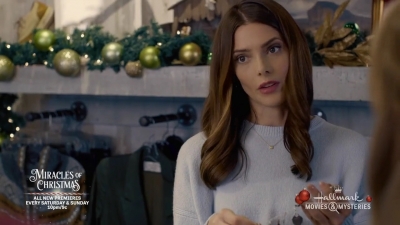 Ashley-Greene-dot-nl_ALittleChristmasCharm0623.jpg