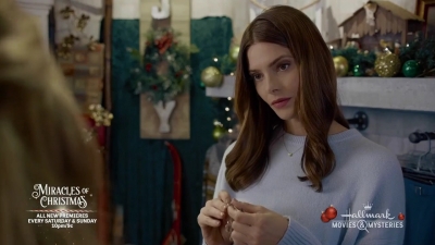 Ashley-Greene-dot-nl_ALittleChristmasCharm0634.jpg