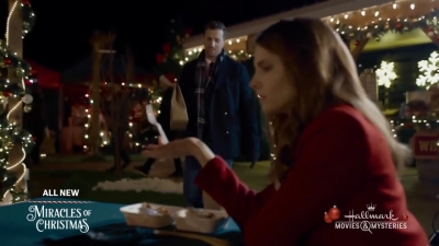 Ashley-Greene-dot-nl_ALittleChristmasCharm1783.jpg