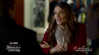 Ashley-Greene-dot-nl_ALittleChristmasCharm1861.jpg