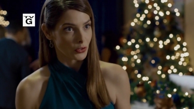 Ashley-Greene-dot-nl_ALittleChristmasCharm2983.jpg