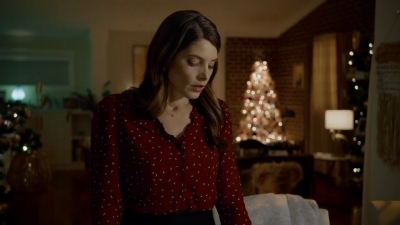 Ashley-Greene-dot-nl_ALittleChristmasCharm3983.jpg