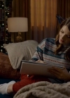 Ashley-Greene-dot-nl_ALittleChristmasCharm2480.jpg