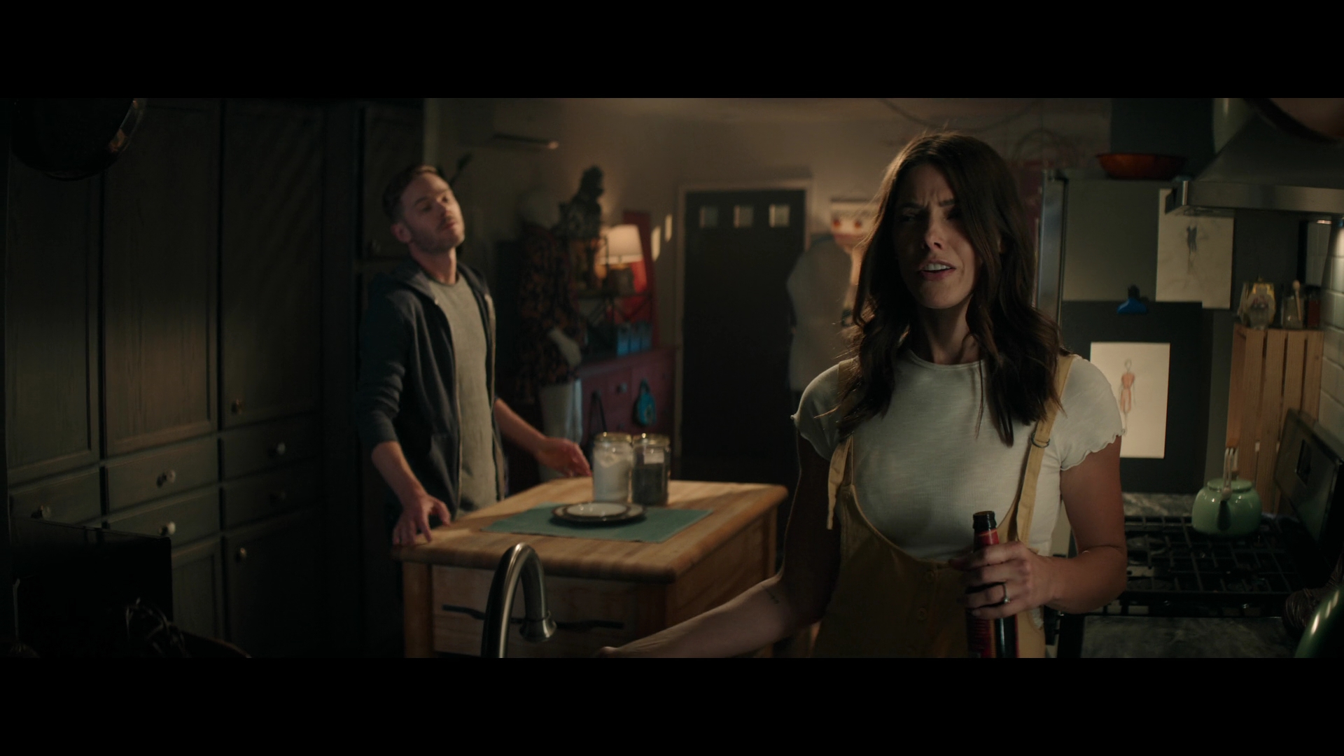 Ashley-Greene-dot-nl_Aftermath0528.jpg