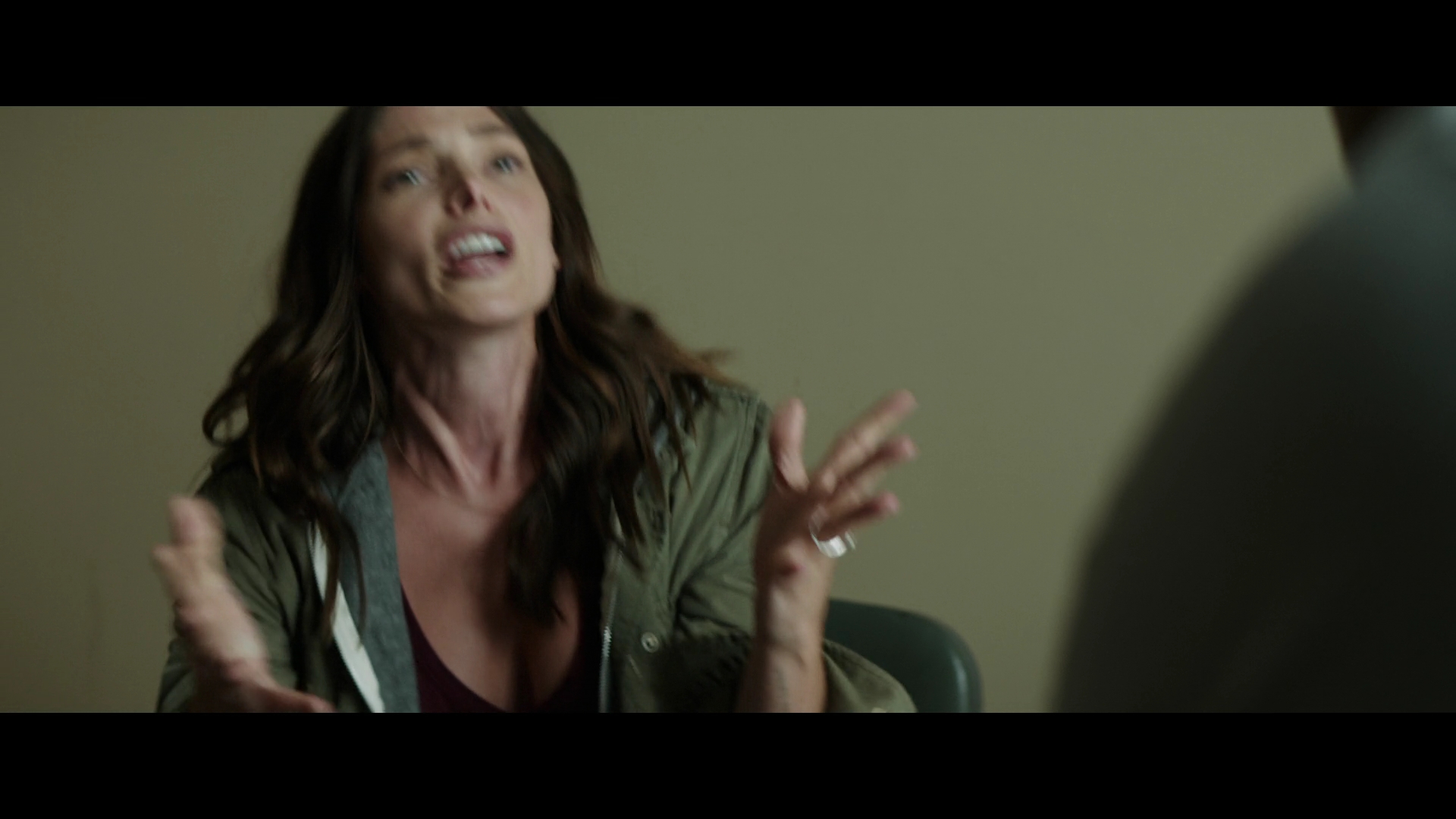 Ashley-Greene-dot-nl_Aftermath4852.jpg