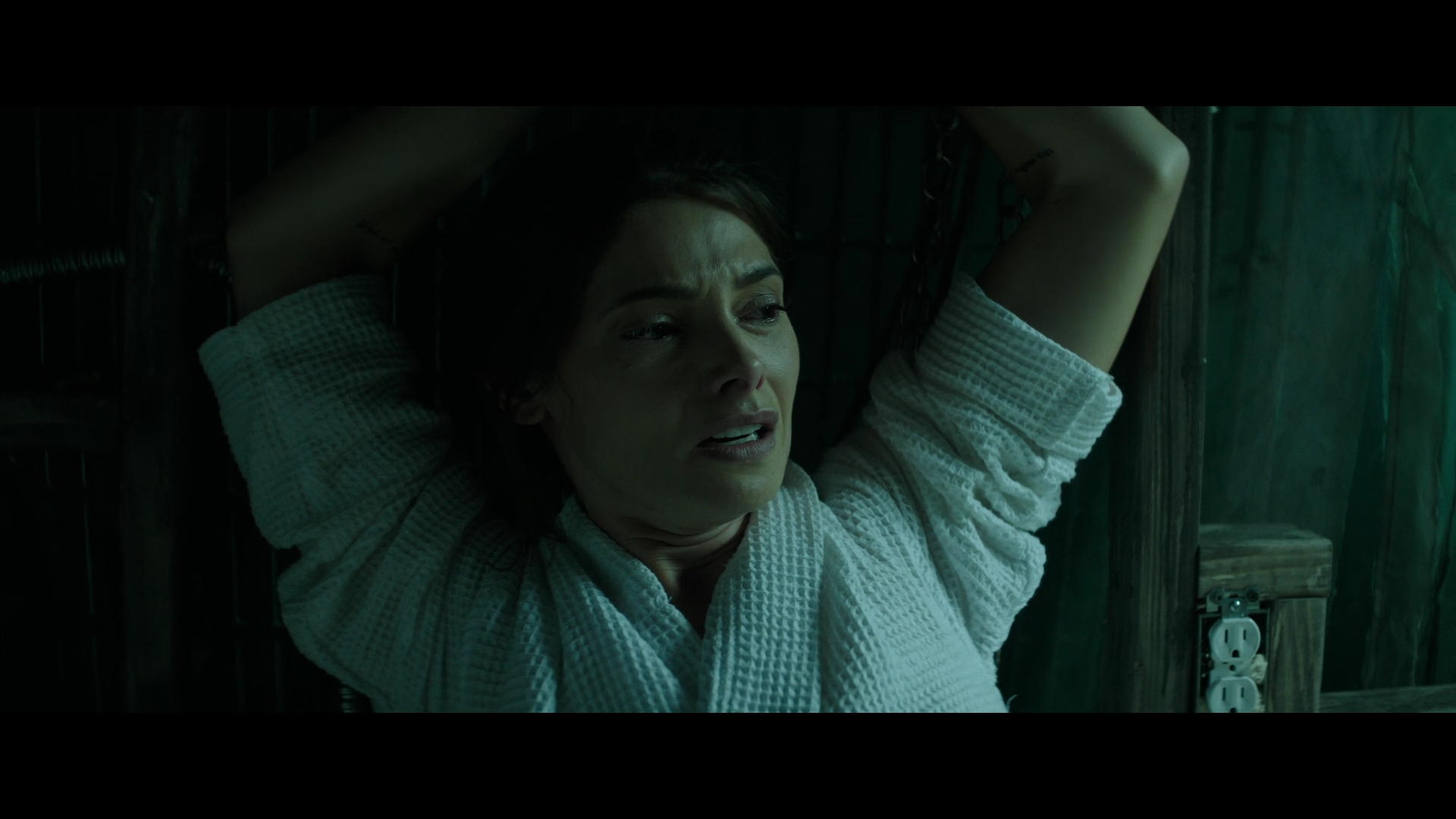 Ashley-Greene-dot-nl_Aftermath5882.jpg