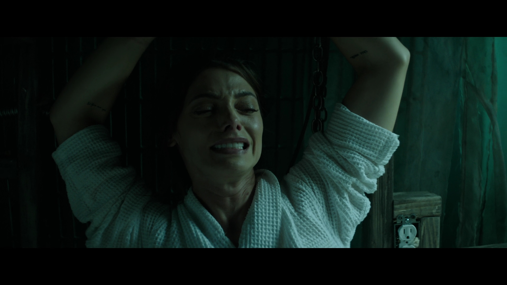 Ashley-Greene-dot-nl_Aftermath5889.jpg