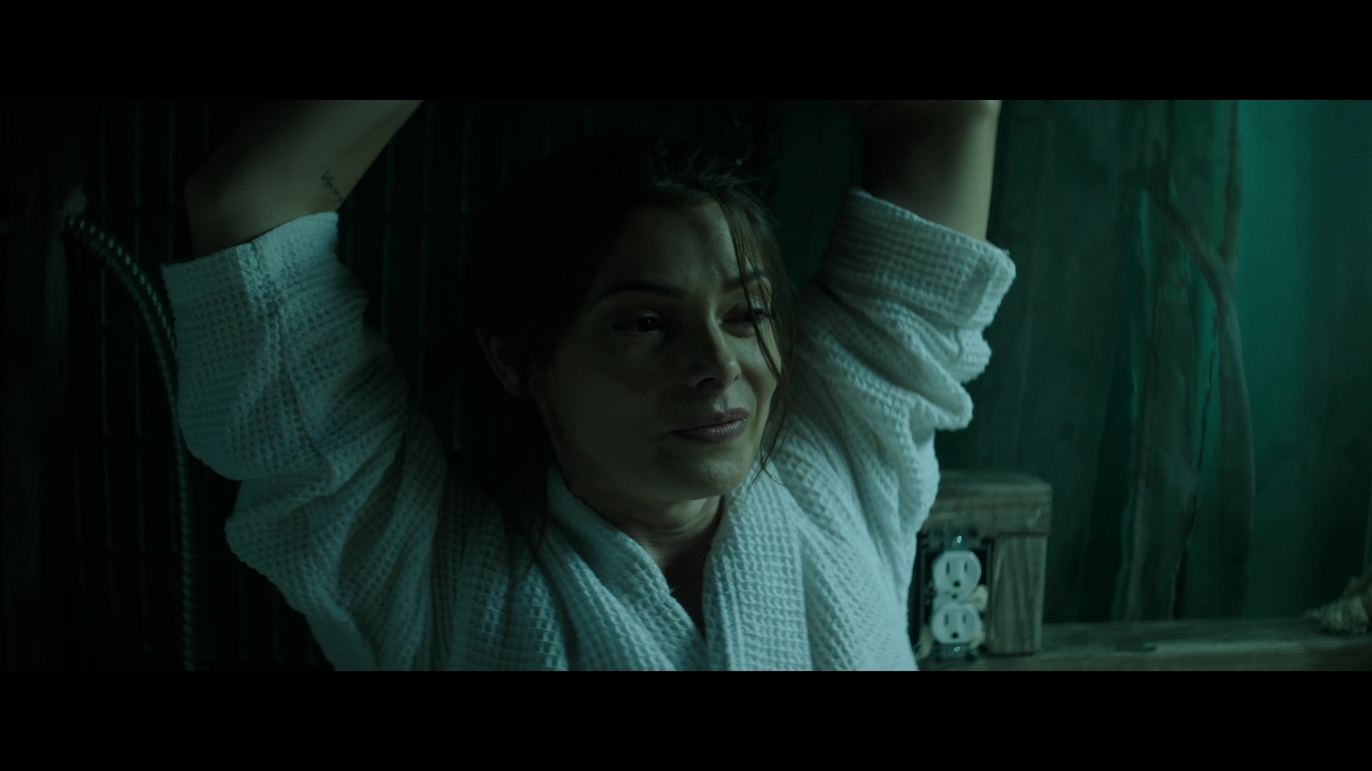 Ashley-Greene-dot-nl_Aftermath5978.jpg