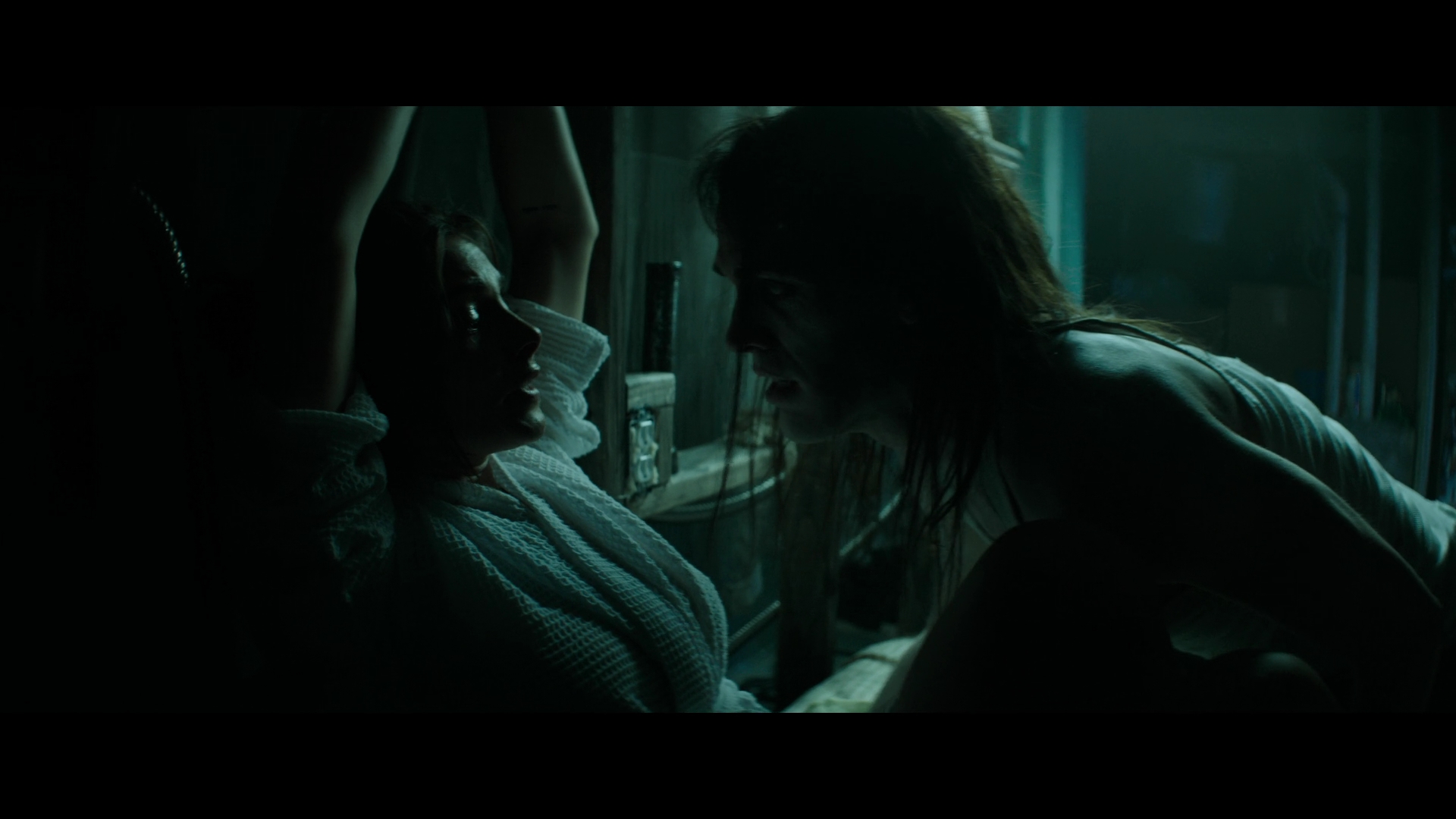 Ashley-Greene-dot-nl_Aftermath5992.jpg Ashley-Greene-dot-nl_Aftermath5992.jpg