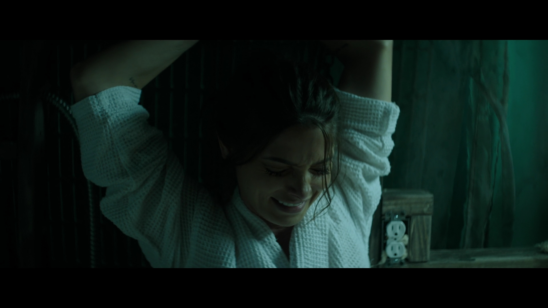 Ashley-Greene-dot-nl_Aftermath6065.jpg