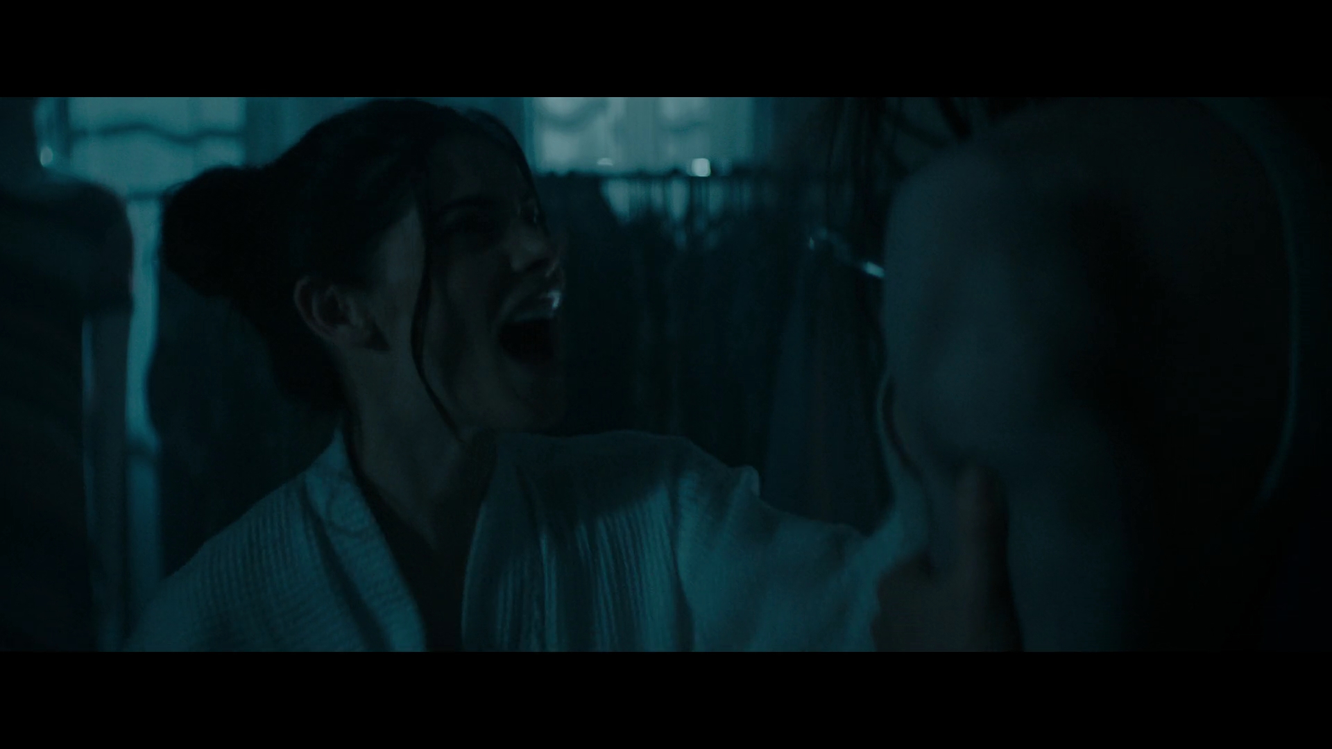Ashley-Greene-dot-nl_Aftermath6369.jpg