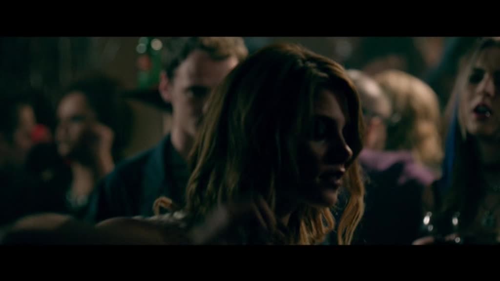 Ashley-Greene-dot-nl-BuryingTheEx00780.jpg