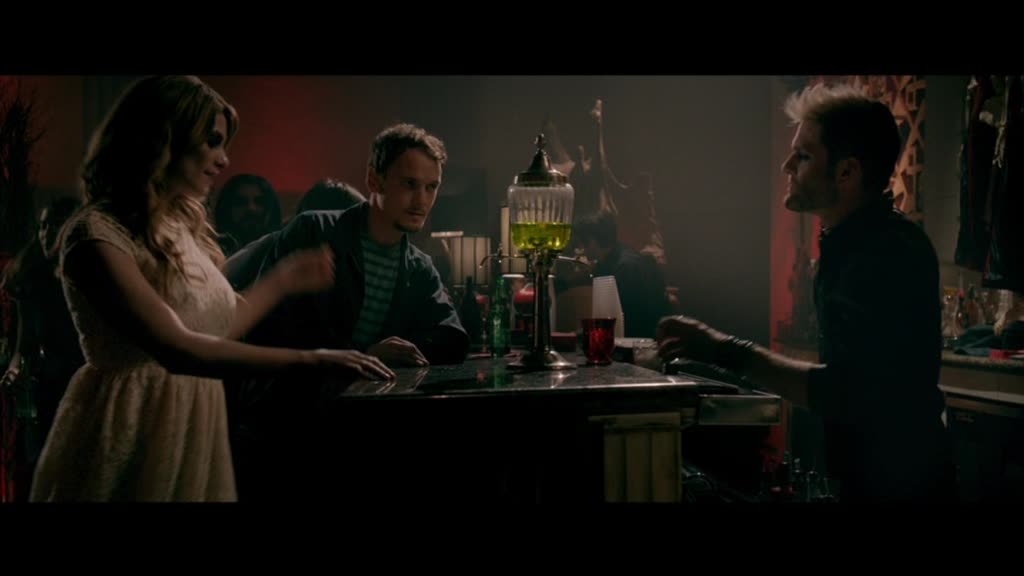 Ashley-Greene-dot-nl-BuryingTheEx00825.jpg Ashley-Greene-dot-nl-BuryingTheEx00825.jpg