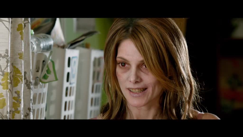 Ashley-Greene-dot-nl-BuryingTheEx01003.jpg