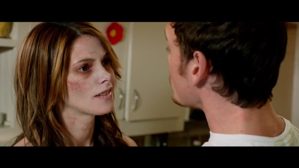 Ashley-Greene-dot-nl-BuryingTheEx01032.jpg