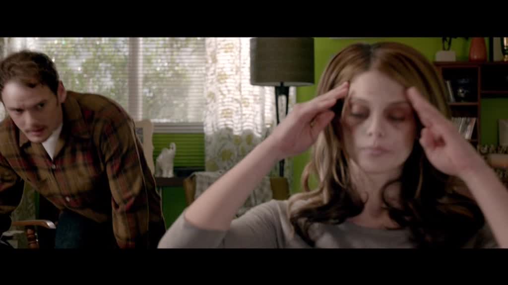 Ashley-Greene-dot-nl-BuryingTheEx01112.jpg