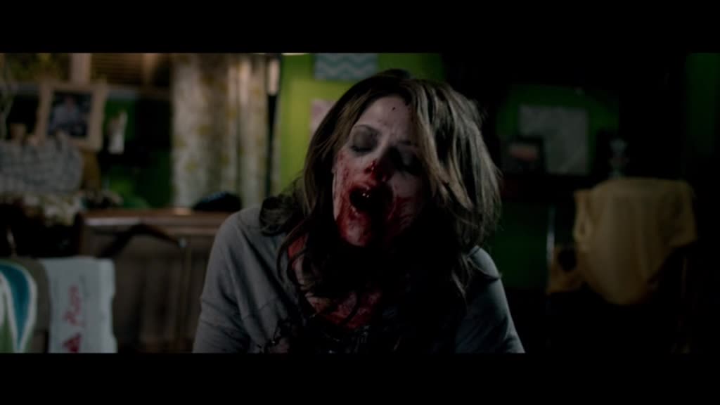 Ashley-Greene-dot-nl-BuryingTheEx01289.jpg Ashley-Greene-dot-nl-BuryingTheEx01289.jpg