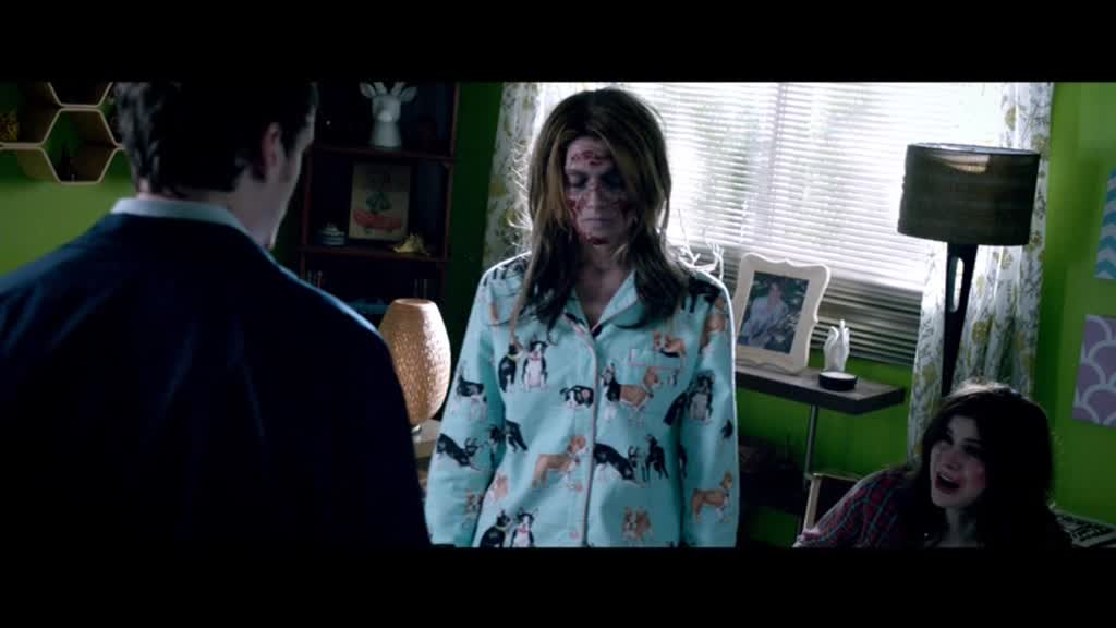 Ashley-Greene-dot-nl-BuryingTheEx01483.jpg