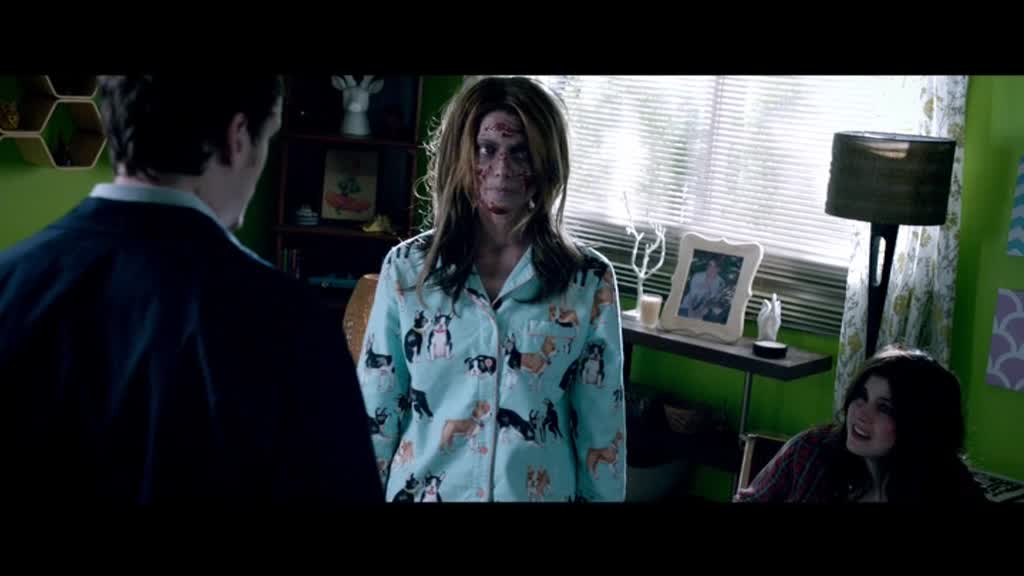 Ashley-Greene-dot-nl-BuryingTheEx01484.jpg
