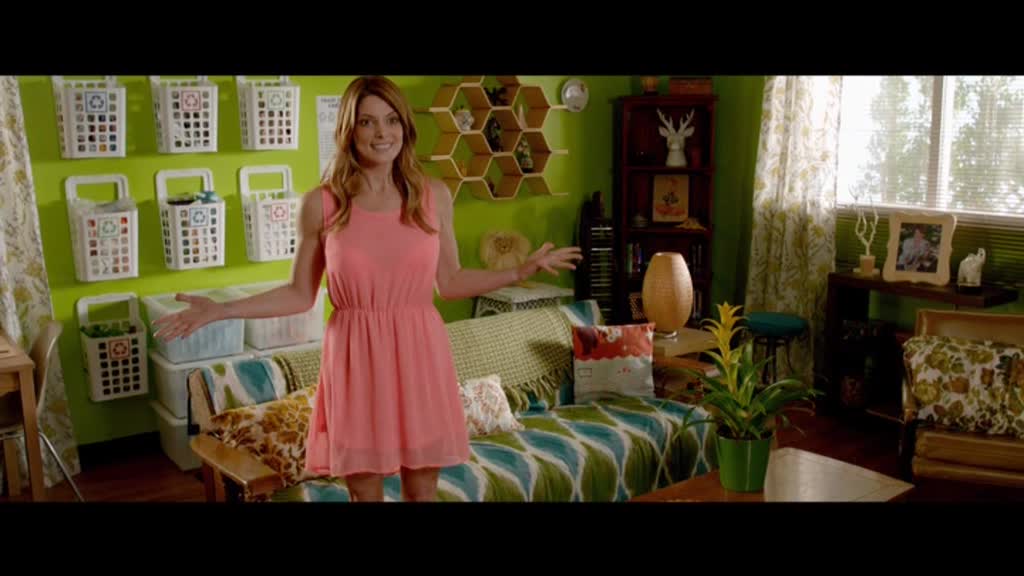 Ashley-Greene-dot-nl-BuryingTheEx_Trailer00005.jpg