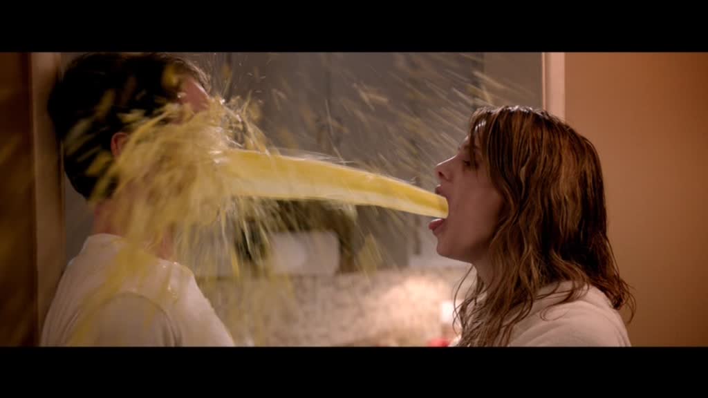 Ashley-Greene-dot-nl-BuryingTheEx_Trailer00030.jpg