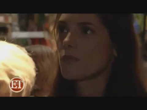 Ashley-Greene-dot-nl_CGBG-ETSetInterview0076.jpg