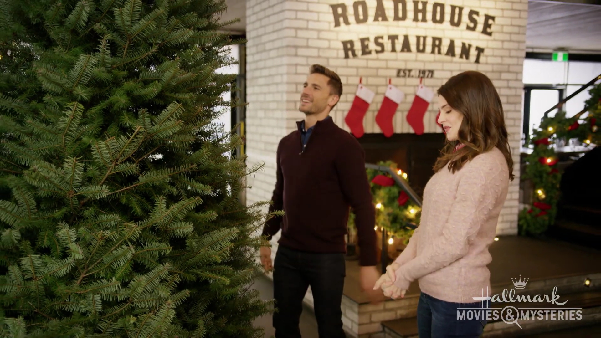 Ashley-Greene-dot-nl_ChristmasOnMyMind-OnLocation0139.jpg Ashley-Greene-dot-nl_ChristmasOnMyMind-OnLocation0139.jpg