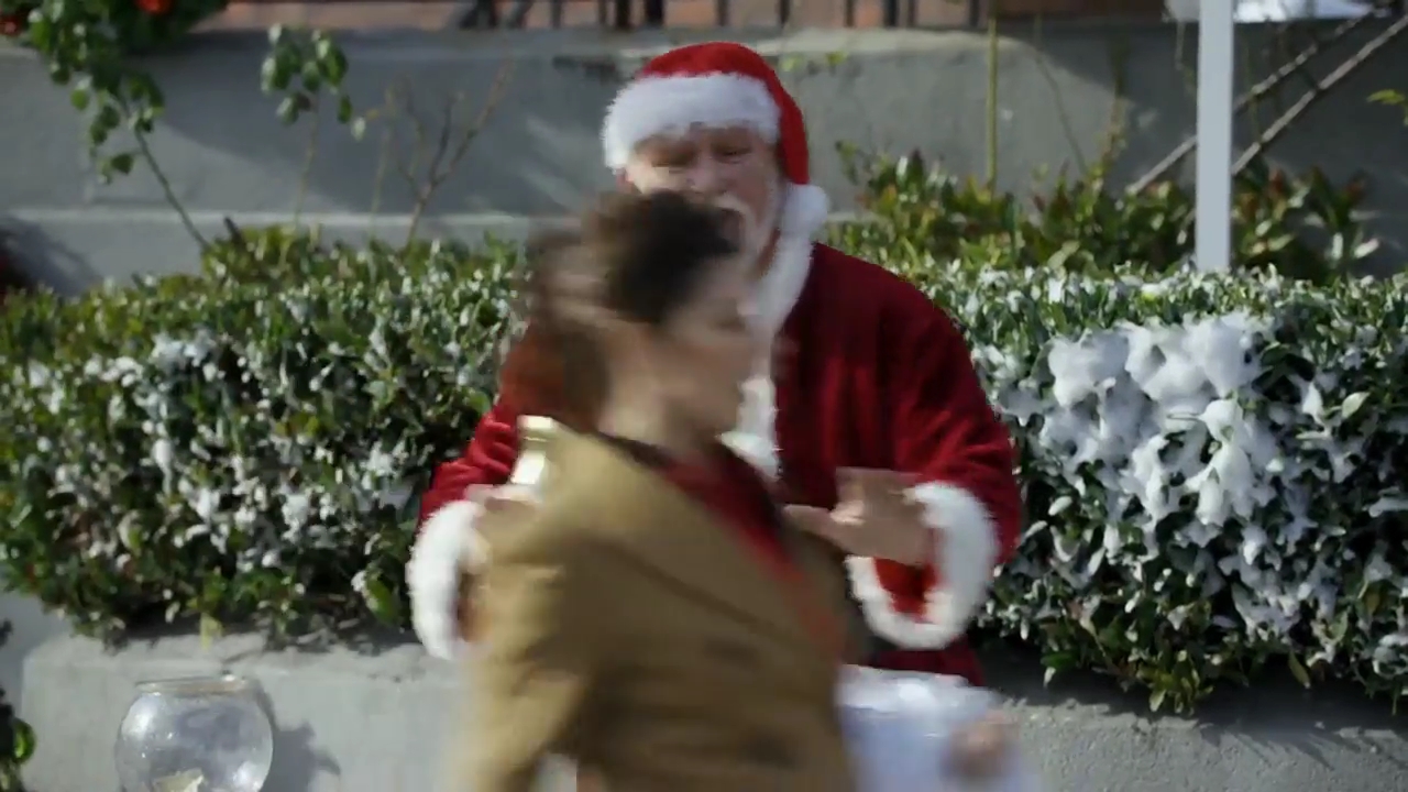 Ashley-Greene-dot-nl_ChristmasOnMyMind0042.jpg