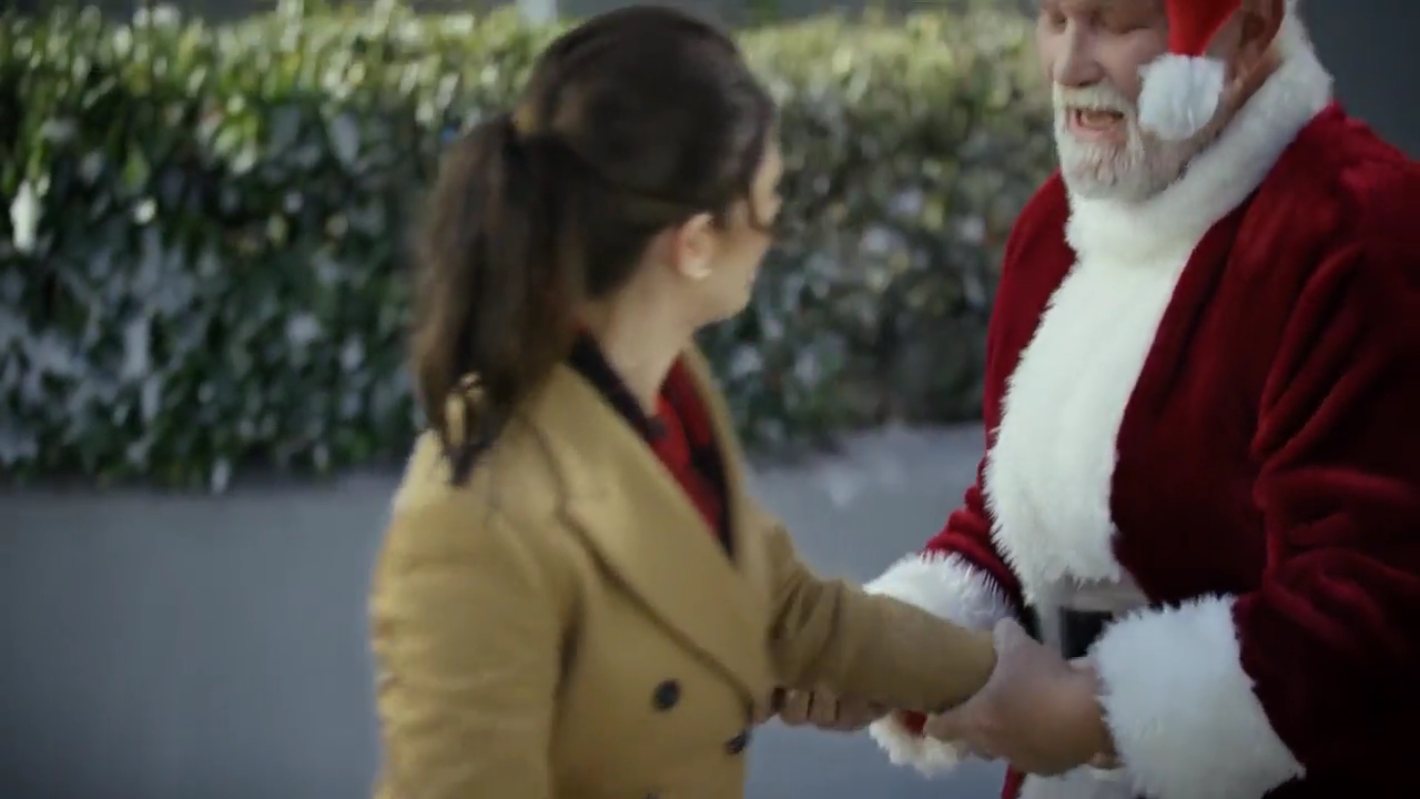 Ashley-Greene-dot-nl_ChristmasOnMyMind0063.jpg