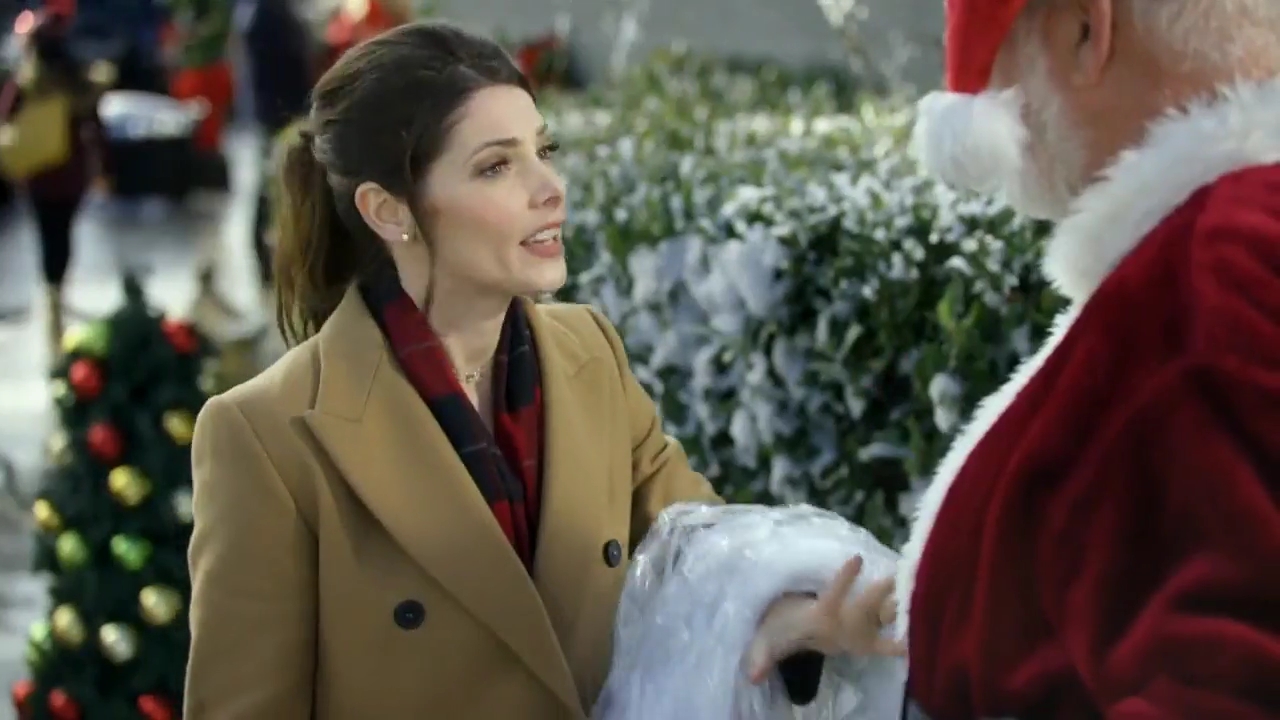 Ashley-Greene-dot-nl_ChristmasOnMyMind0088.jpg