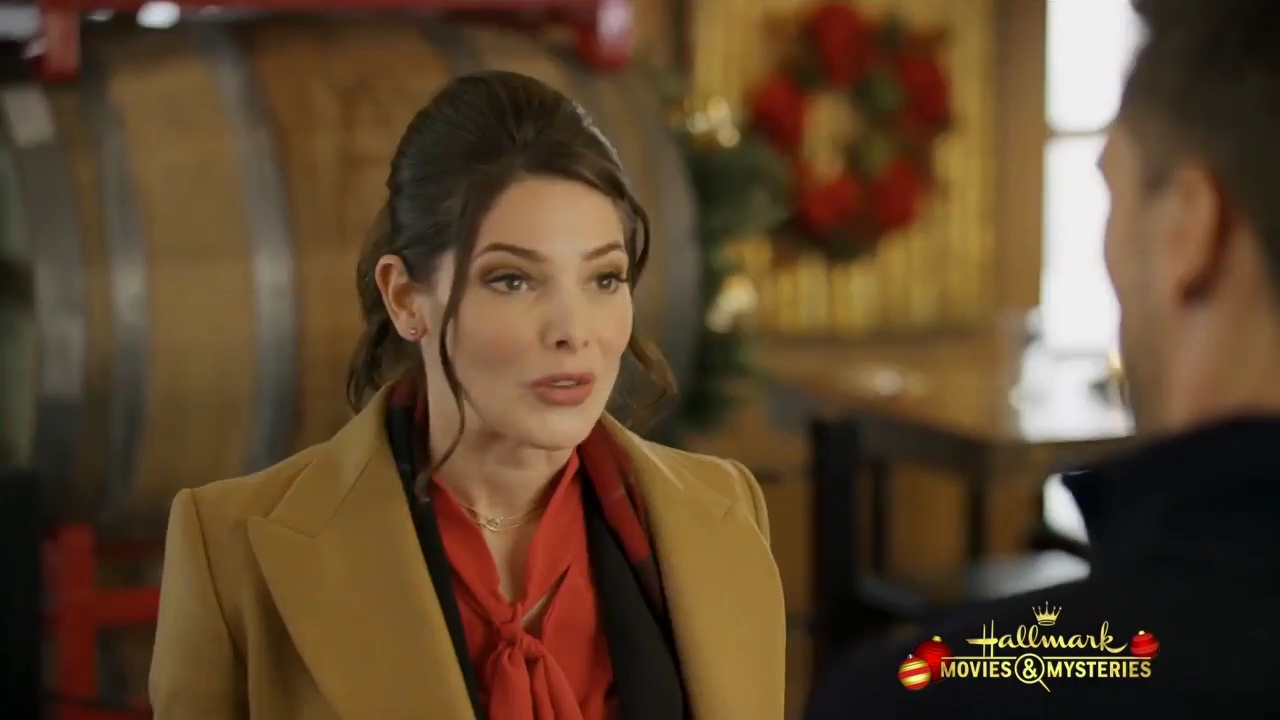 Ashley-Greene-dot-nl_ChristmasOnMyMind0202.jpg