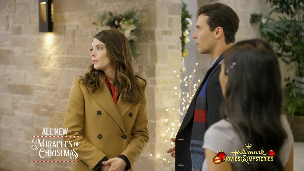 Ashley-Greene-dot-nl_ChristmasOnMyMind0698.jpg Ashley-Greene-dot-nl_ChristmasOnMyMind0698.jpg