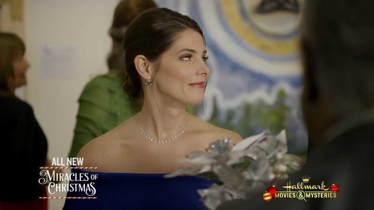 Ashley-Greene-dot-nl_ChristmasOnMyMind1053.jpg
