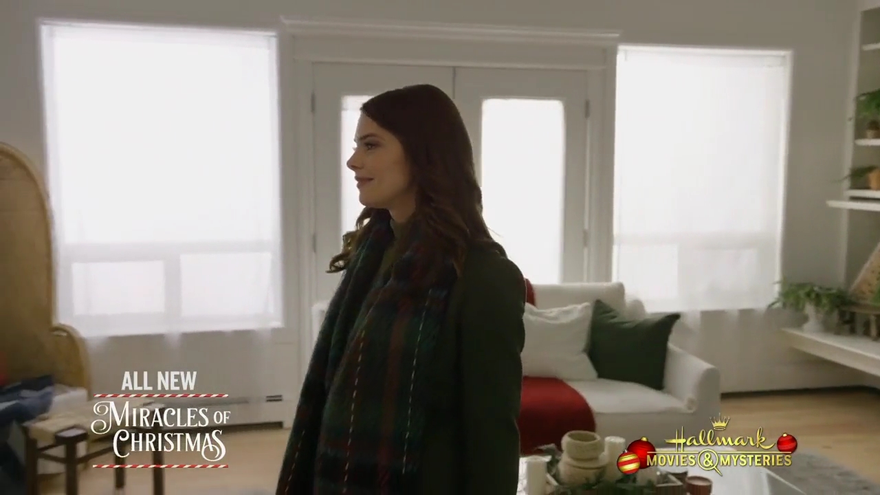 Ashley-Greene-dot-nl_ChristmasOnMyMind1326.jpg Ashley-Greene-dot-nl_ChristmasOnMyMind1326.jpg