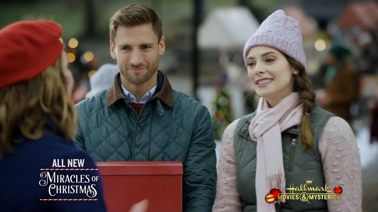 Ashley-Greene-dot-nl_ChristmasOnMyMind1468.jpg Ashley-Greene-dot-nl_ChristmasOnMyMind1468.jpg