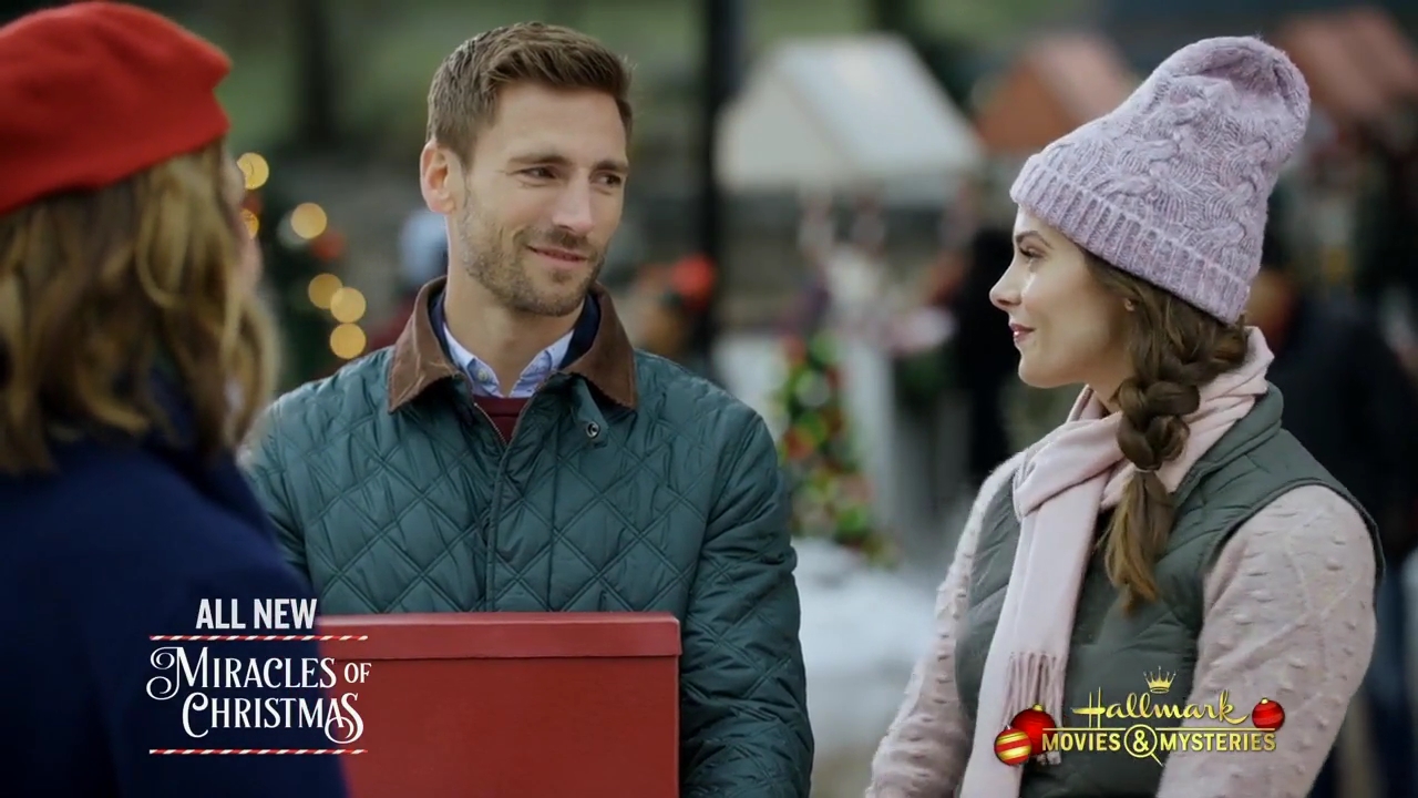 Ashley-Greene-dot-nl_ChristmasOnMyMind1475.jpg Ashley-Greene-dot-nl_ChristmasOnMyMind1475.jpg