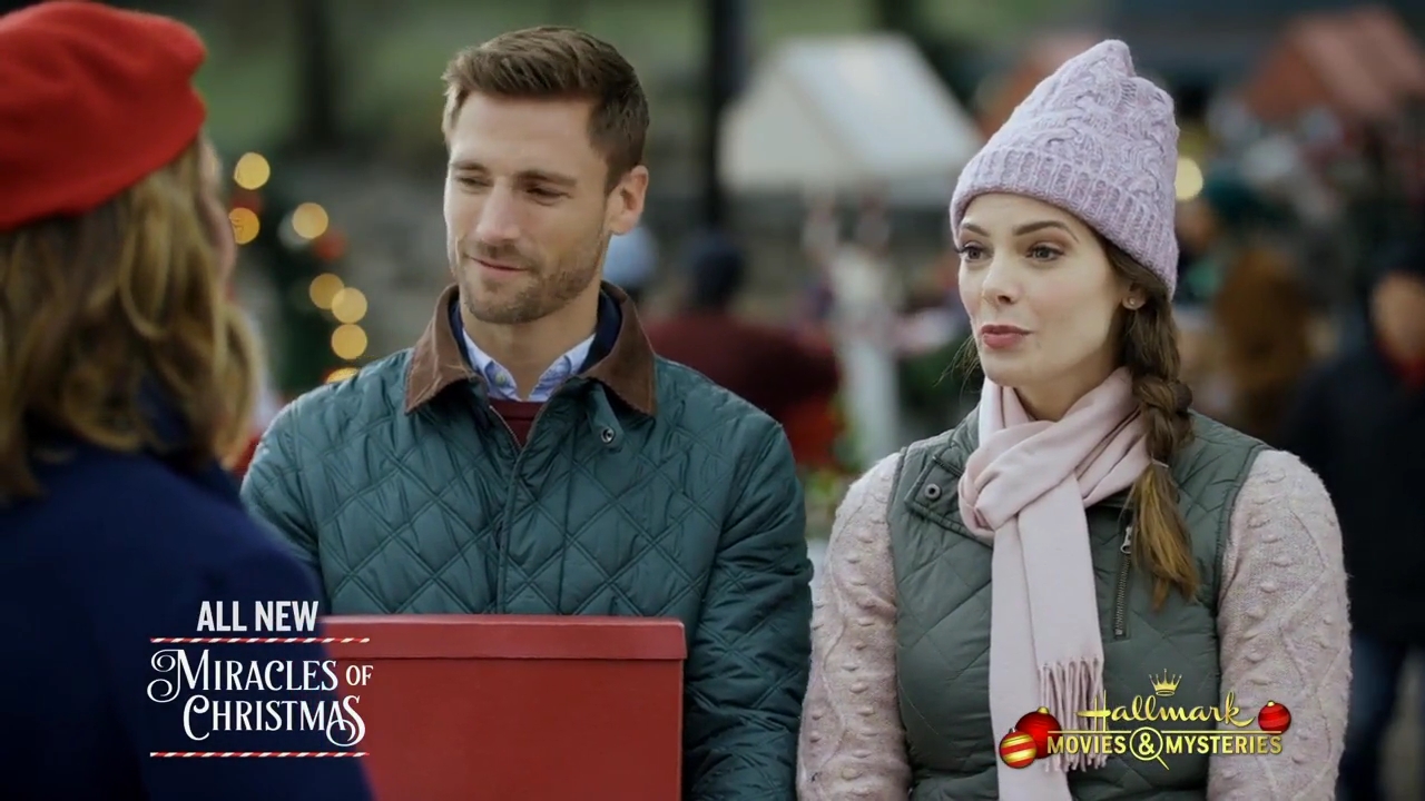 Ashley-Greene-dot-nl_ChristmasOnMyMind1477.jpg Ashley-Greene-dot-nl_ChristmasOnMyMind1477.jpg