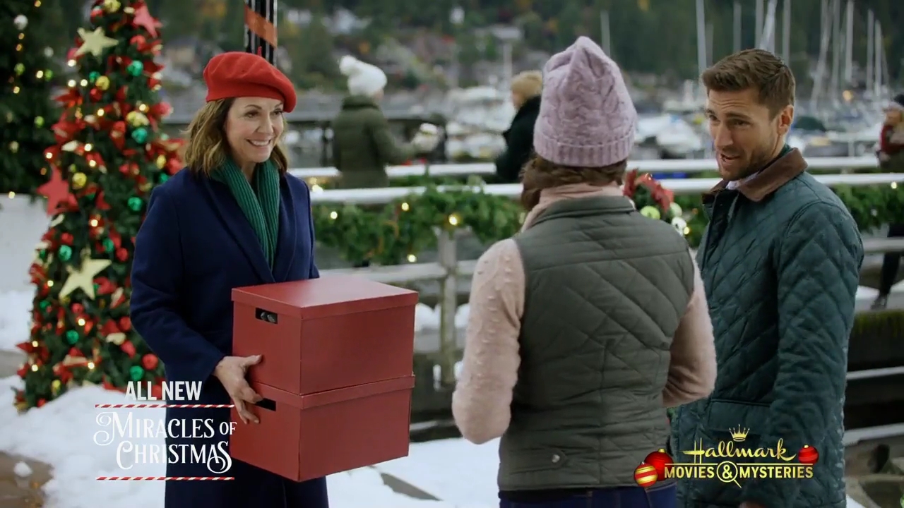 Ashley-Greene-dot-nl_ChristmasOnMyMind1504.jpg Ashley-Greene-dot-nl_ChristmasOnMyMind1504.jpg