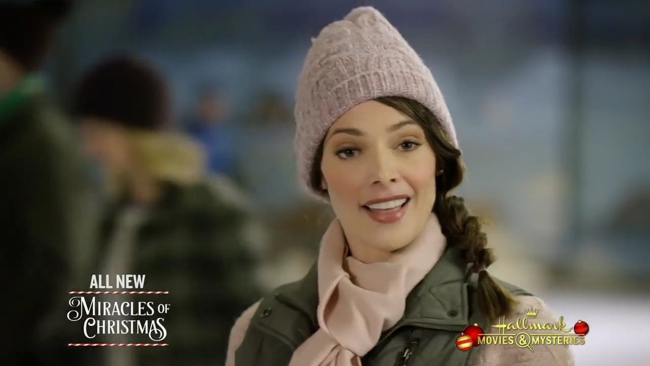 Ashley-Greene-dot-nl_ChristmasOnMyMind1528.jpg Ashley-Greene-dot-nl_ChristmasOnMyMind1528.jpg