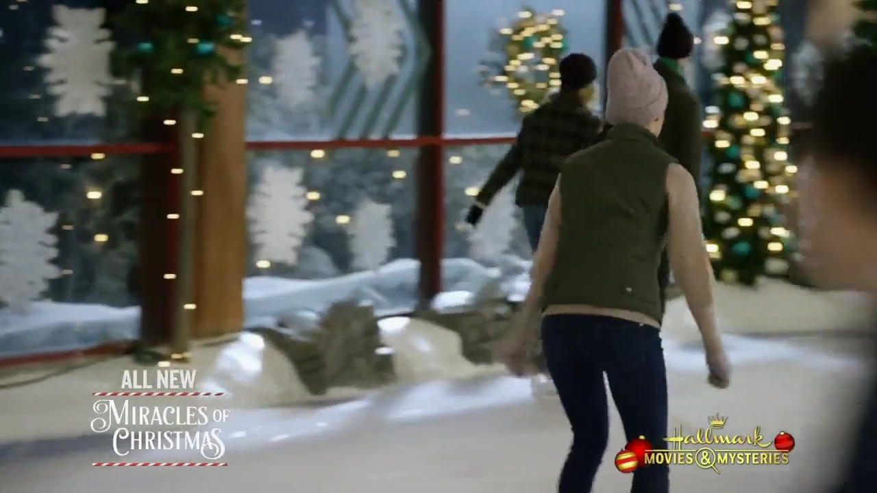 Ashley-Greene-dot-nl_ChristmasOnMyMind1533.jpg Ashley-Greene-dot-nl_ChristmasOnMyMind1533.jpg