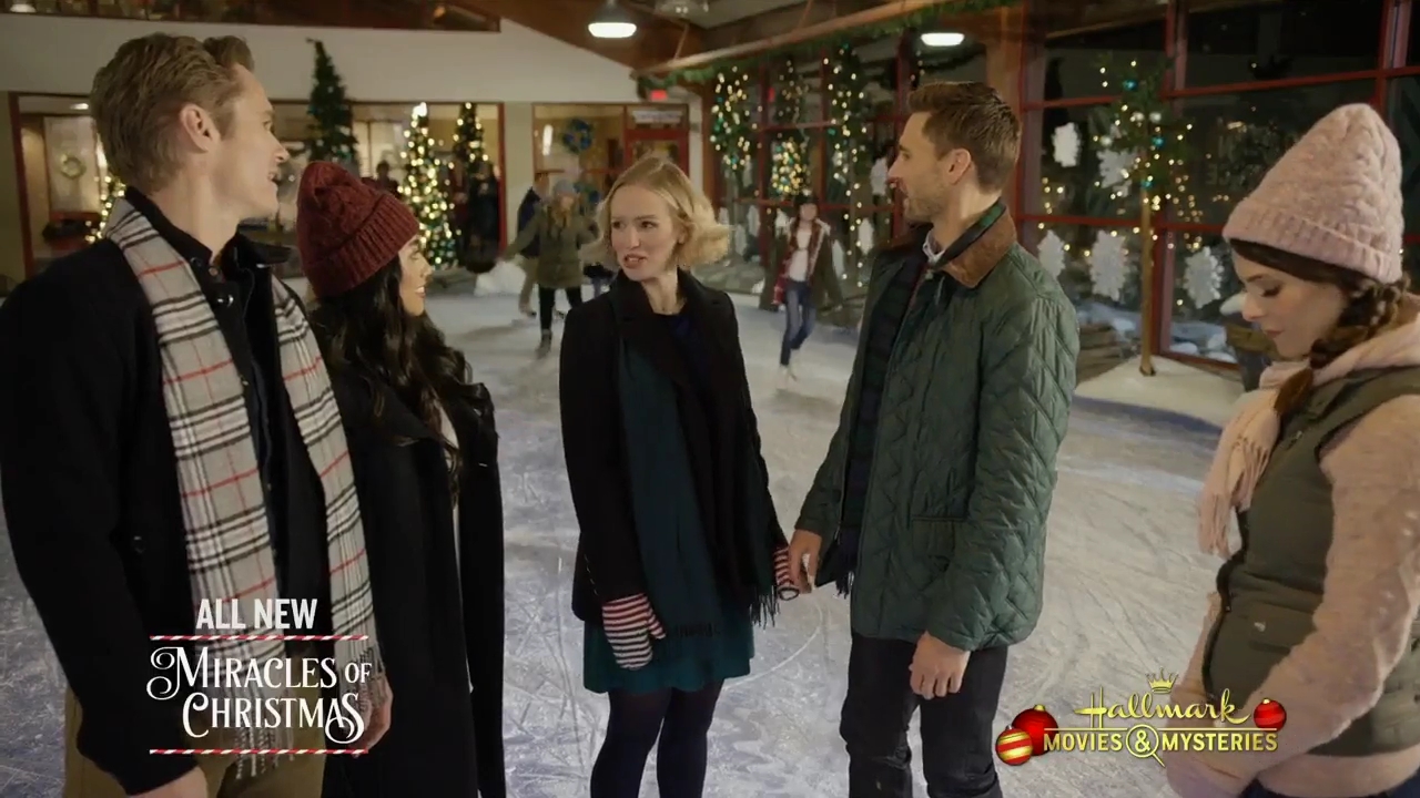 Ashley-Greene-dot-nl_ChristmasOnMyMind1593.jpg Ashley-Greene-dot-nl_ChristmasOnMyMind1593.jpg