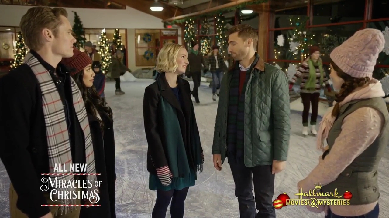 Ashley-Greene-dot-nl_ChristmasOnMyMind1613.jpg Ashley-Greene-dot-nl_ChristmasOnMyMind1613.jpg