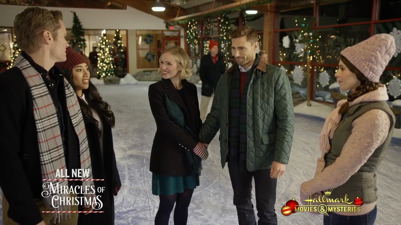 Ashley-Greene-dot-nl_ChristmasOnMyMind1623.jpg Ashley-Greene-dot-nl_ChristmasOnMyMind1623.jpg