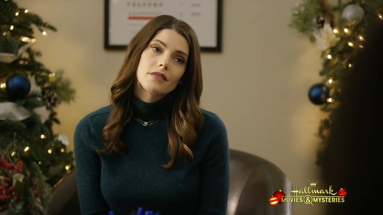 Ashley-Greene-dot-nl_ChristmasOnMyMind1750.jpg