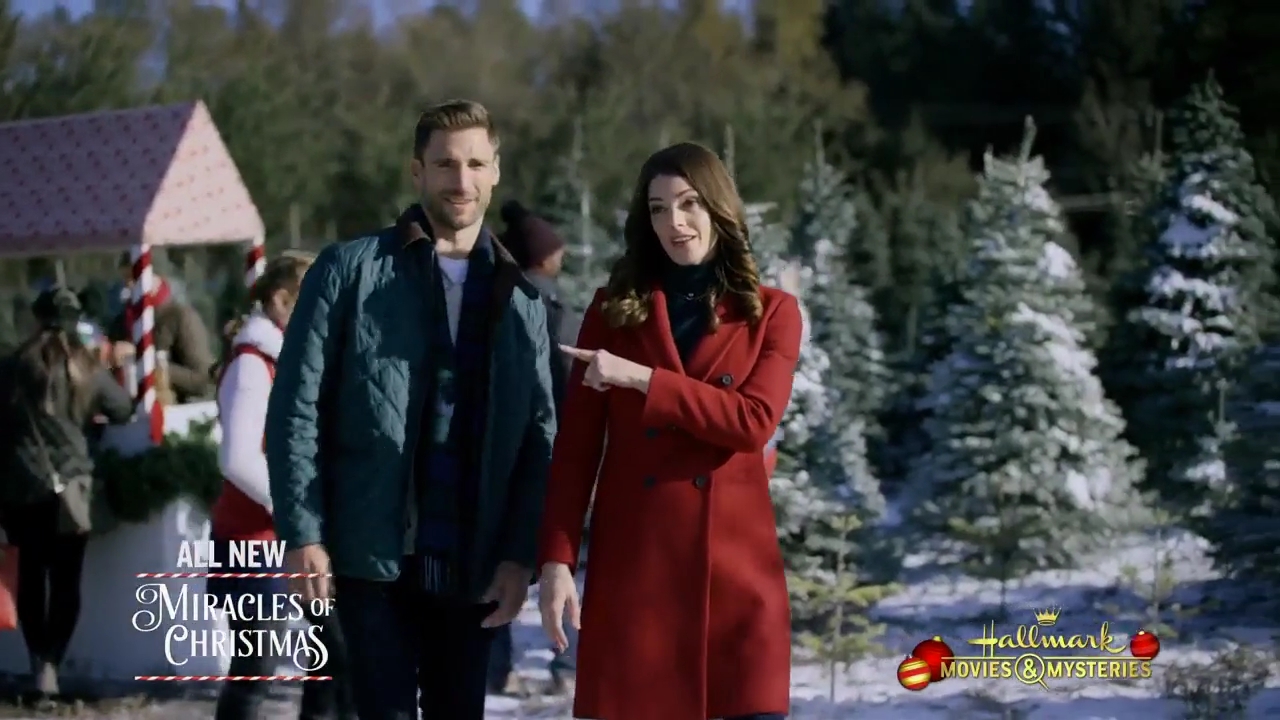 Ashley-Greene-dot-nl_ChristmasOnMyMind1878.jpg Ashley-Greene-dot-nl_ChristmasOnMyMind1878.jpg