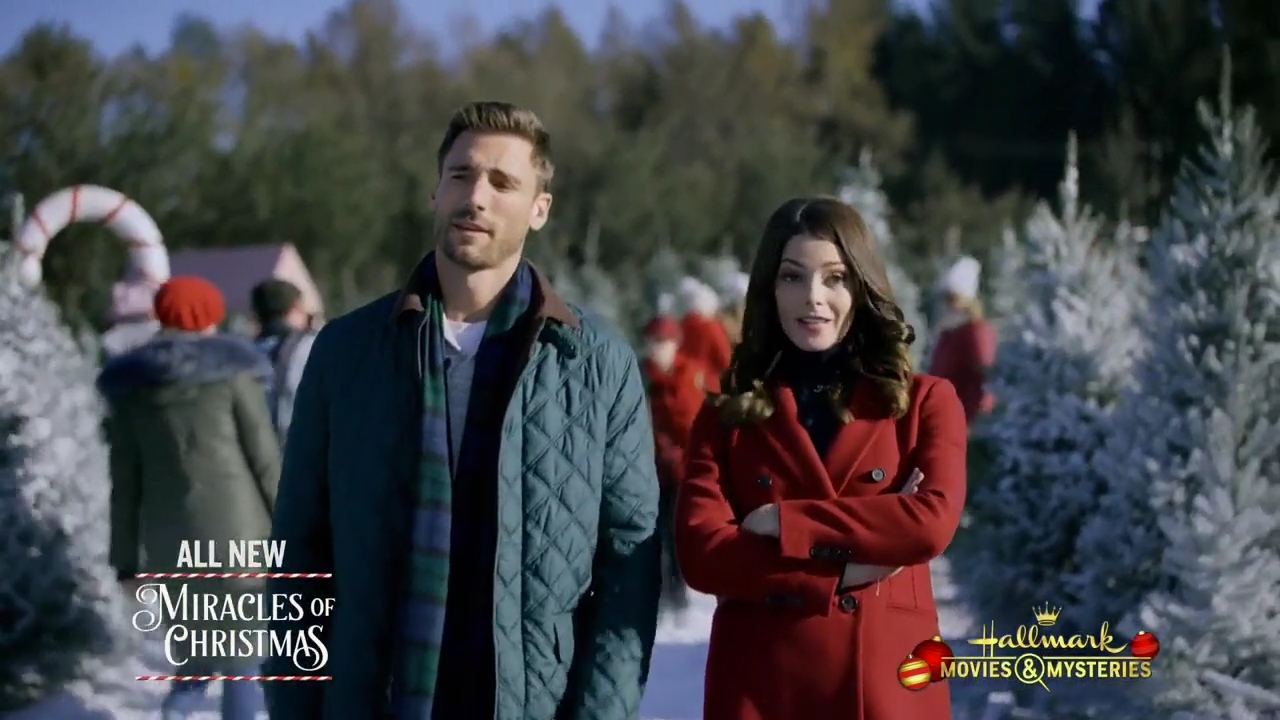 Ashley-Greene-dot-nl_ChristmasOnMyMind1908.jpg Ashley-Greene-dot-nl_ChristmasOnMyMind1908.jpg