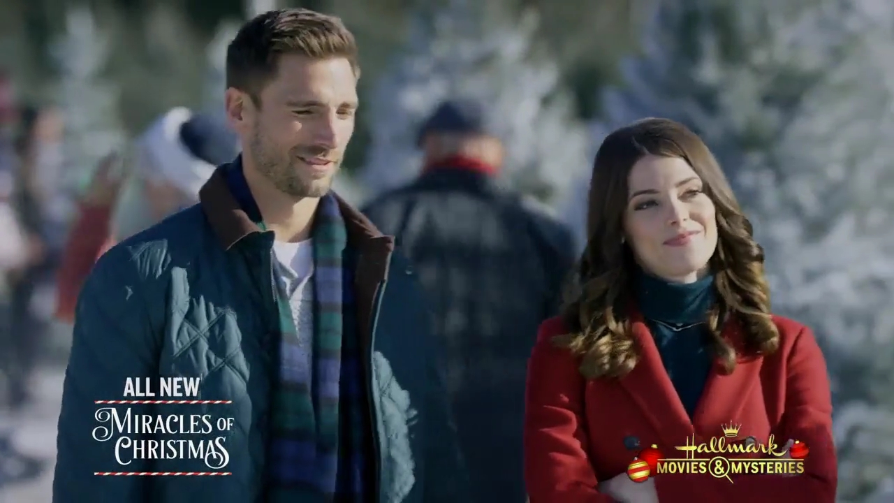 Ashley-Greene-dot-nl_ChristmasOnMyMind1914.jpg Ashley-Greene-dot-nl_ChristmasOnMyMind1914.jpg